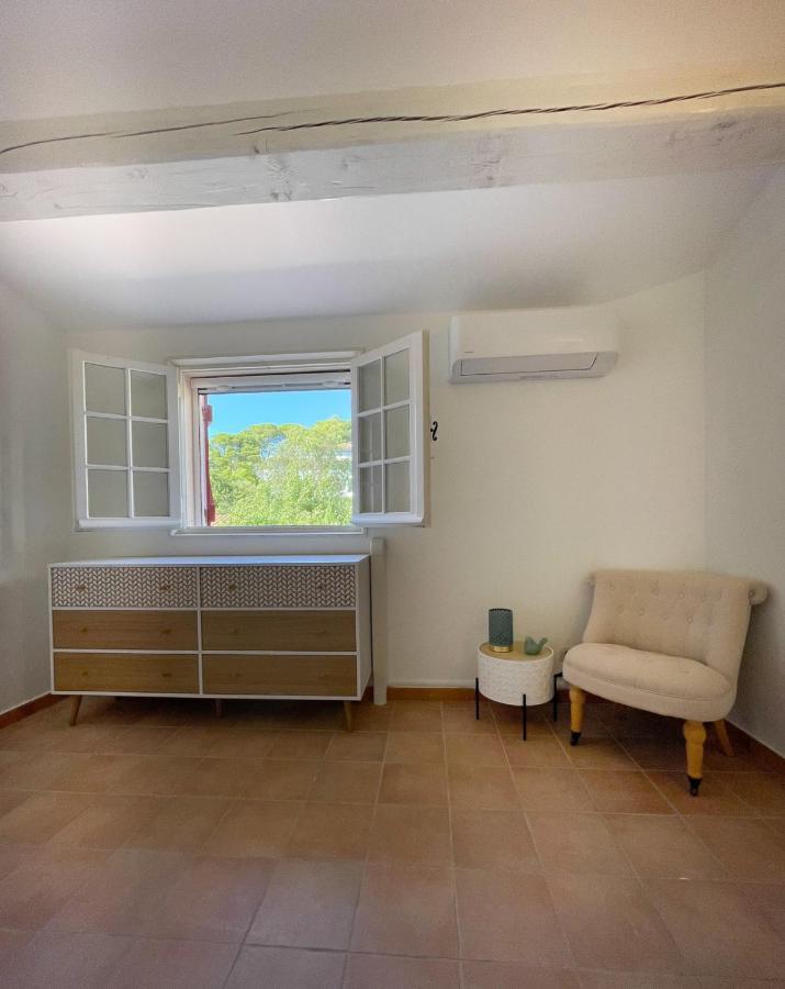 Superb Apartment With Balcony Near The Beach Saint-Raphaël Exteriör bild